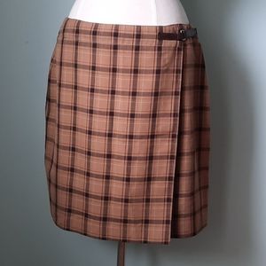 Reitmans plaid wrap skirt